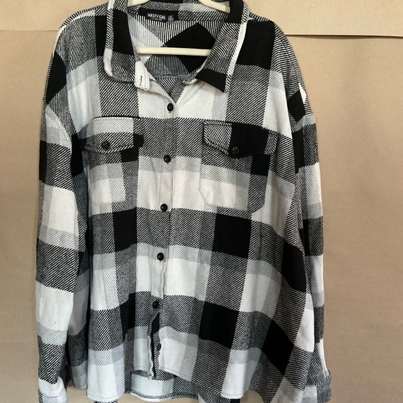 Nasty Gal Tops - Nasty Gal Black and White Plaid Button-Up Shirt. Flannel. Size 22